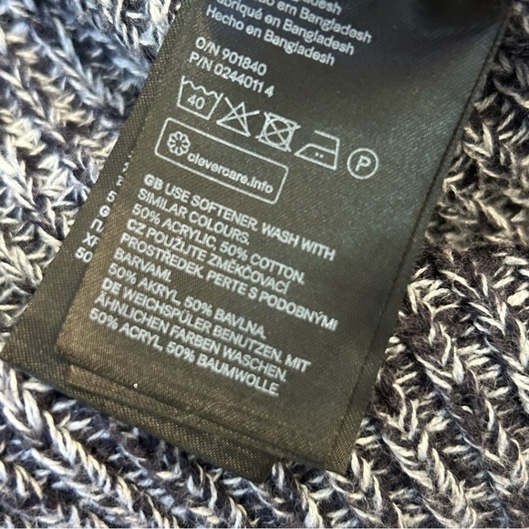 H&M Dark Navy Blue w/White Crew Neck Thick Chunky Warm Fall Winter Sweater Med - Picture 7 of 8